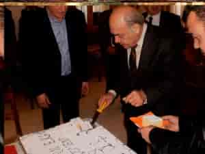 OLYMPUS DIGITAL CAMERA